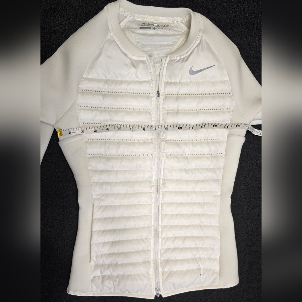 Nike Golf  Women's White Puffer Jacket - Picture 9 of 16